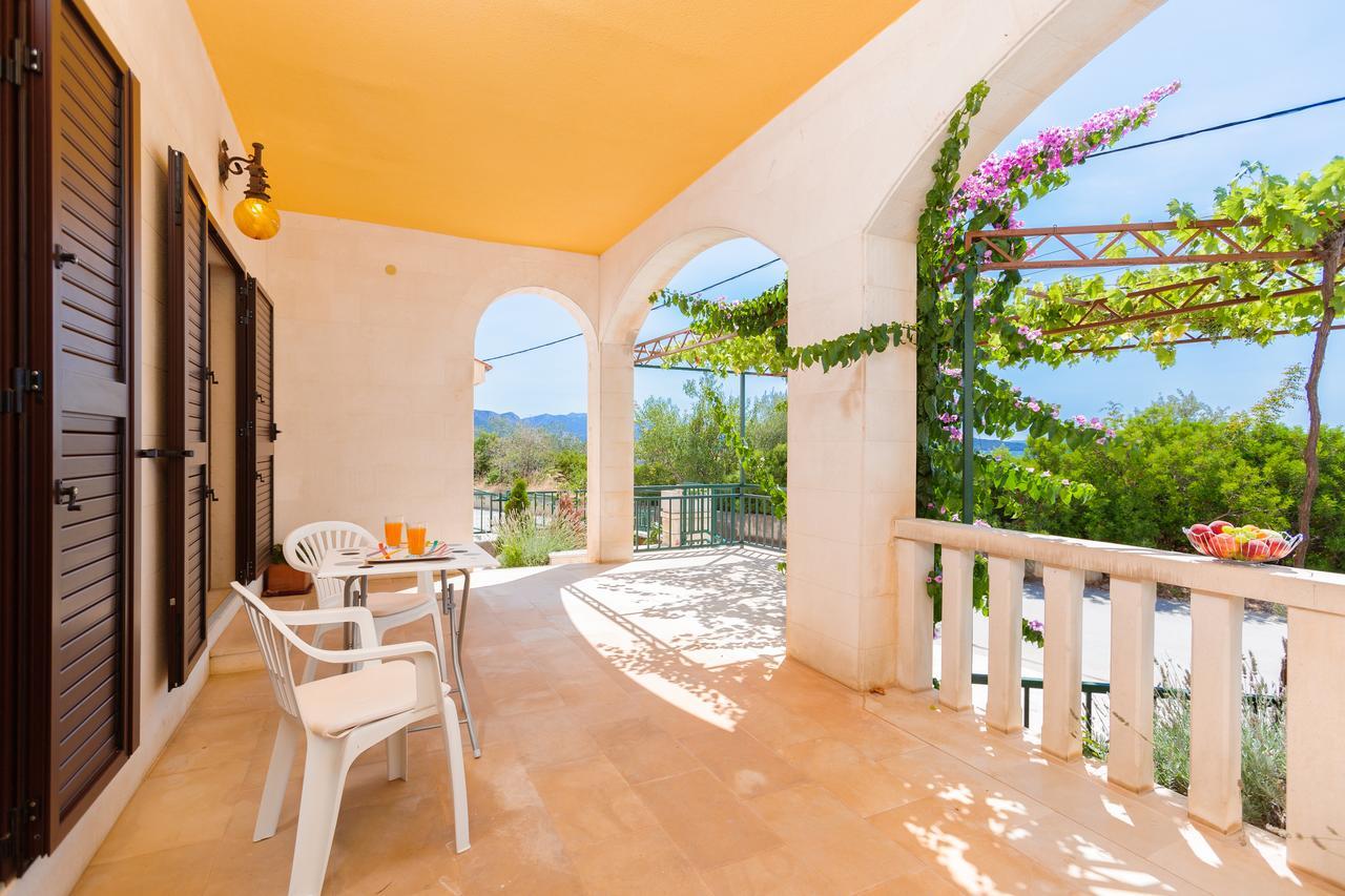 Villa Rosa Kaštela Buitenkant foto