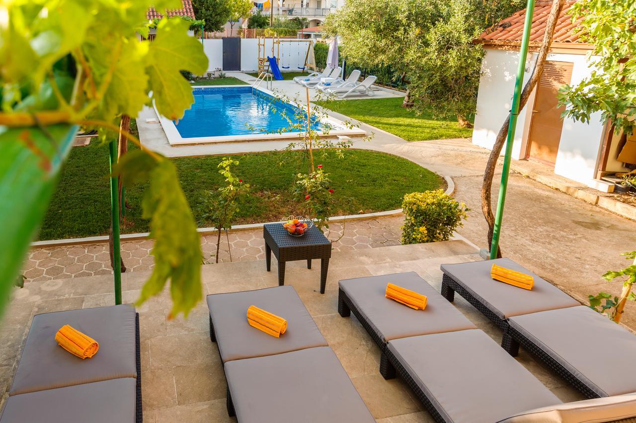 Villa Rosa Kaštela Buitenkant foto